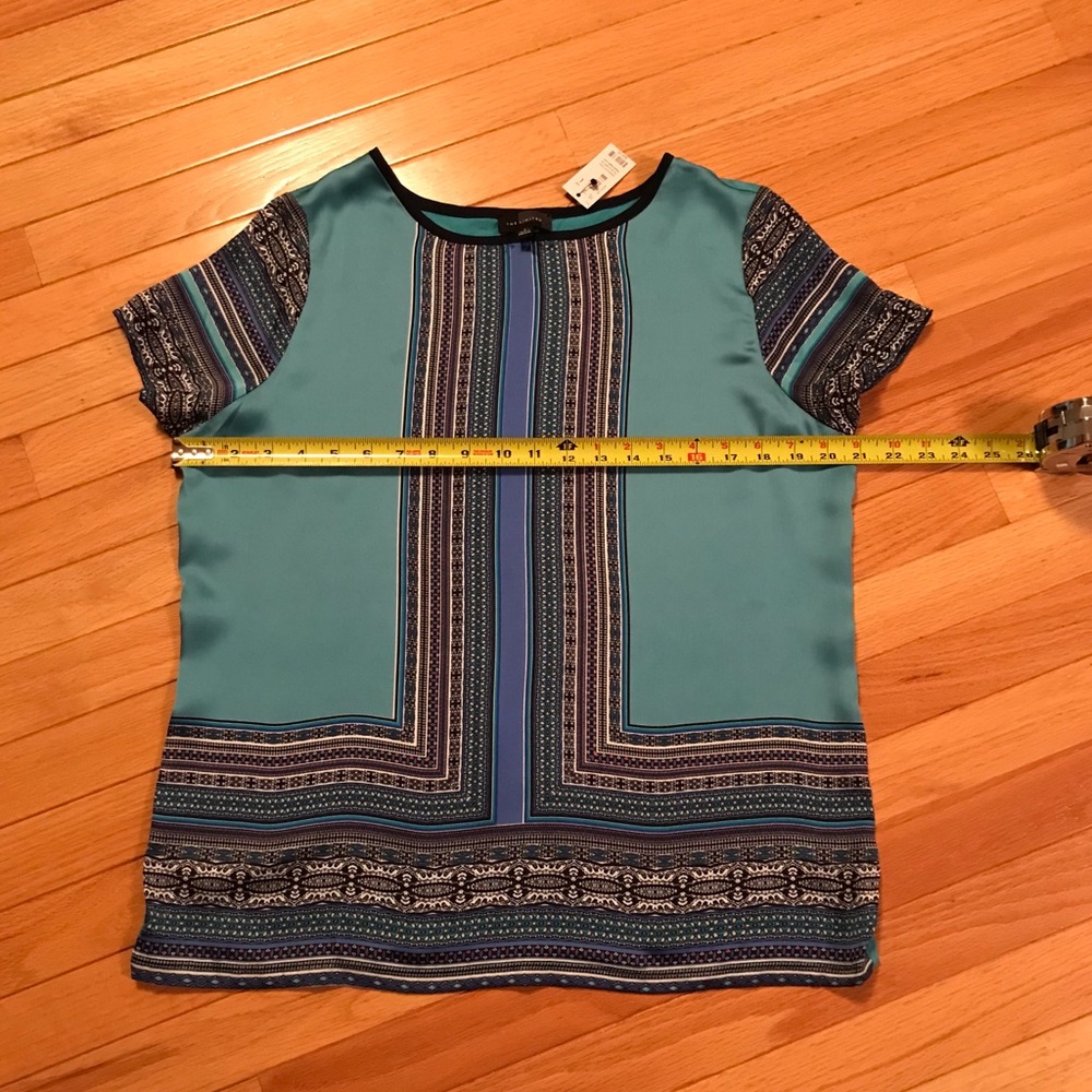 The Limited short sleeve top